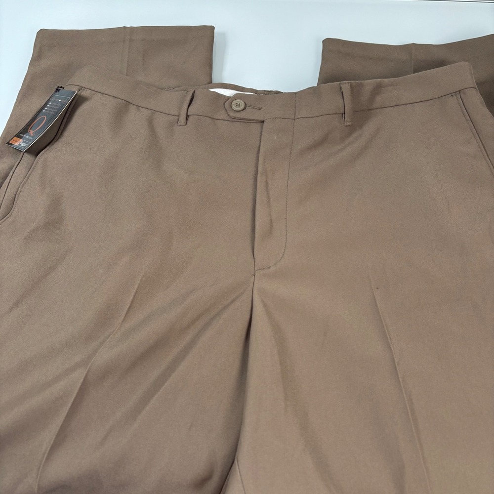 Haggar Men 38x30 Taupe Dress Pants Relaxed Fit Flexible Waist Microfiber NEW